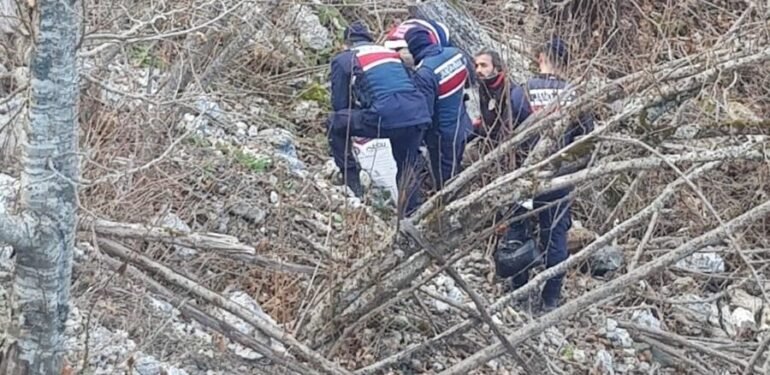 Kayıp olan gencin cesedi Bilecik’te ormanlık alanda gömülü bulundu