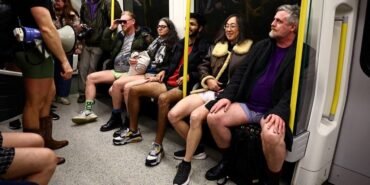 londra’da-pantolonsuz-gunu-kutlamasi