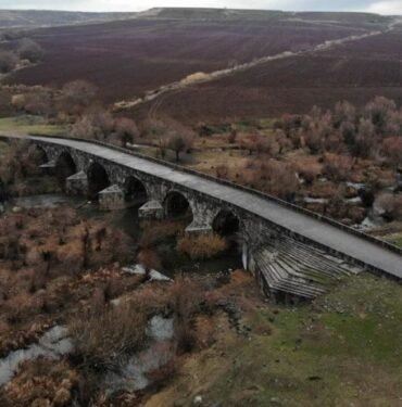 diyarbakir’daki-roma-yolu-kaderine-terk-edildi