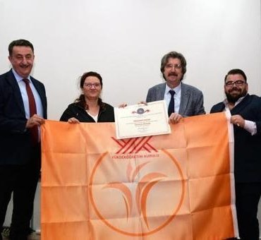 buu’de-egitime-engel-yok!-‘turuncu-bayrak’-almaya-hak-kazandi