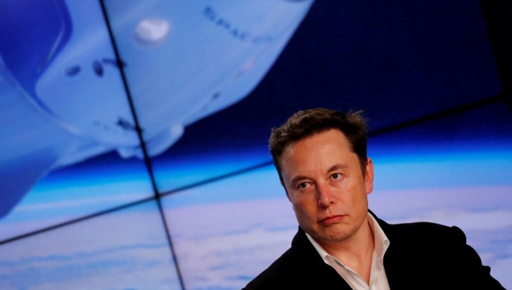 spacex’e-120-gun-sure:-elon-musk’a-yasadisi-isten-cikarma-suclamasi