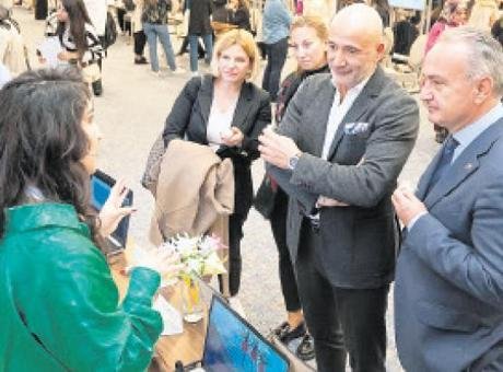 bin-ogretmen-hedefini-astilar