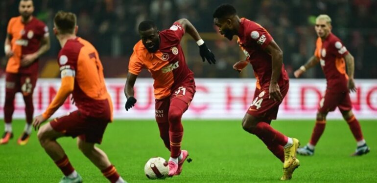 SON DAKİKA GALATASARAY HABERİ: Aslan'ı ocakta ter bastı