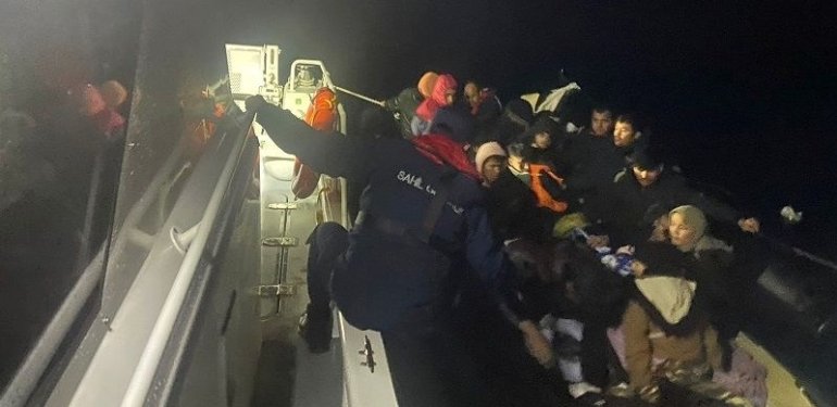 Bodrum açıklarında 58 düzensiz göçmen kurtarıldı