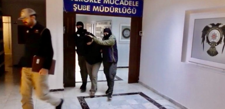 Osmaniye’de FETÖ hükümlüsü ihraç üsteğmen yakalandı