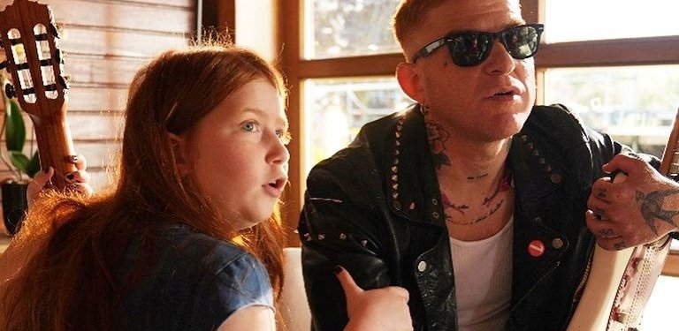 Gökhan Özoğuz kızı Ayşe ile aynı filmde: Kardeş Takımı geliyor
