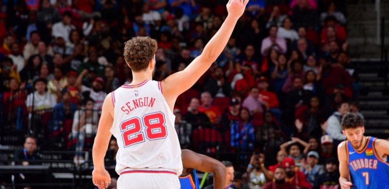 NBA’de Alperen Şengün’ün “double-double” yaptığı maçta Rockets, Bucks’ı yendi