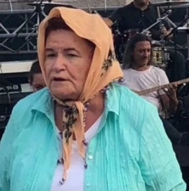 selda-bagcan’in-konser-provasi-kiyafeti-gundem-oldu