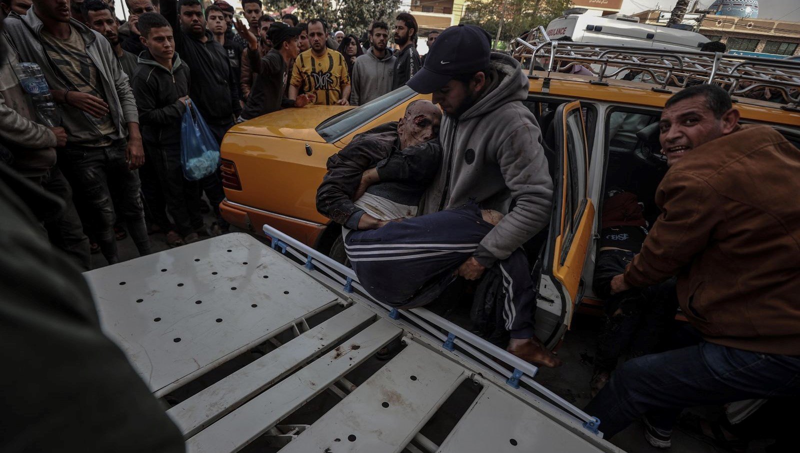israil’in-gazze’de-oldurdugu-filistinli-sayisi-23-bini-asti
