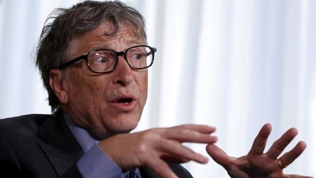 bill-gates’ten-gelecek-uyarisi:-“yapay-zeka-teknolojisi-patlama-yasayacak”