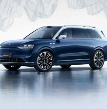 huawei-destekli-luks-suv-aito-m9-tanitildi:-7-ekranla-sinema-keyfi