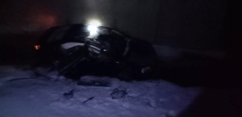 Van’da iki araç kanala uçtu: 9 yaralı