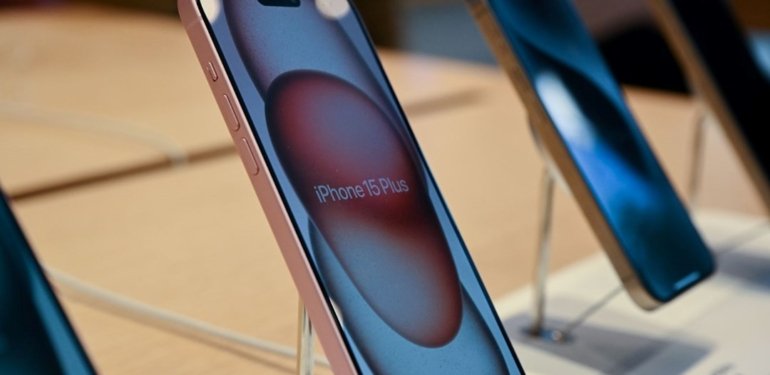 Apple, kasıtlı olarak cihazlarını yavaşlattığı için 500 milyon dolar ceza ödemeye başladı