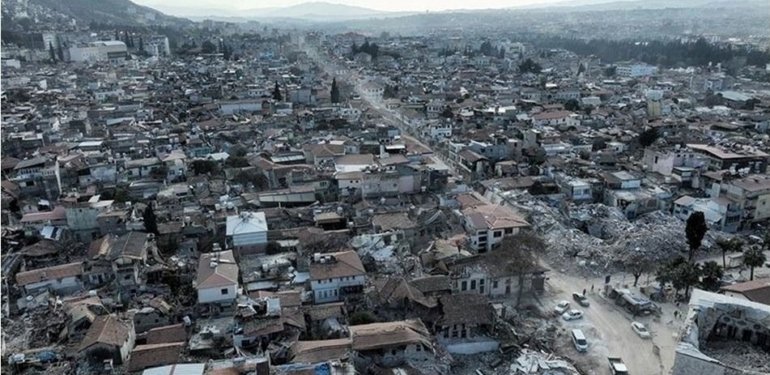 YSK heyeti deprem bölgesinde