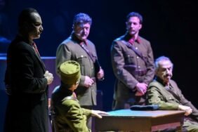 “cumhuriyet’e-dogru”-tiyatro-oyunu,-ankara’da-yeniden-sahnelendi