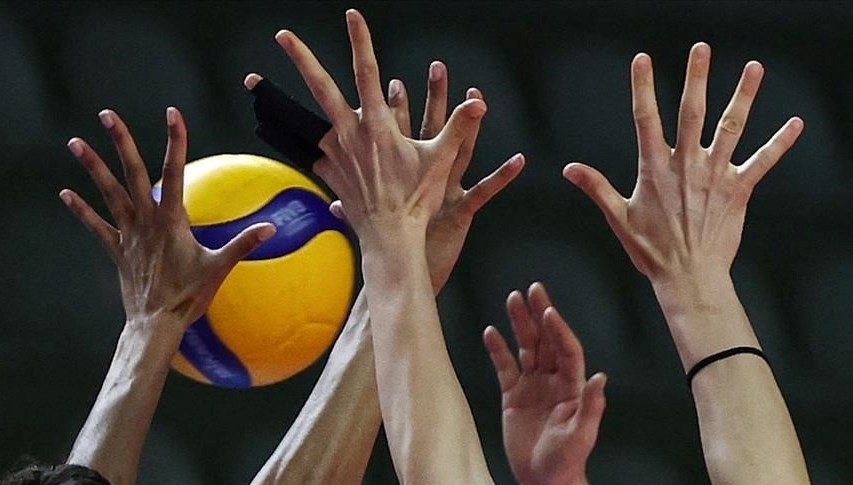 izmir-voleybolunda-derbi-heyecani:-karsiyaka,-goztepe’yi-agirliyor