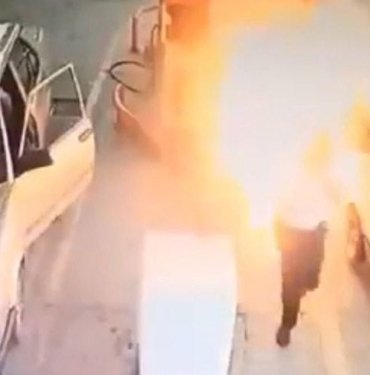 adana’da-lpg-dolumu-yapilan-otomobil-alev-aldi