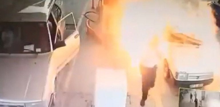Adana’da LPG dolumu yapılan otomobil alev aldı