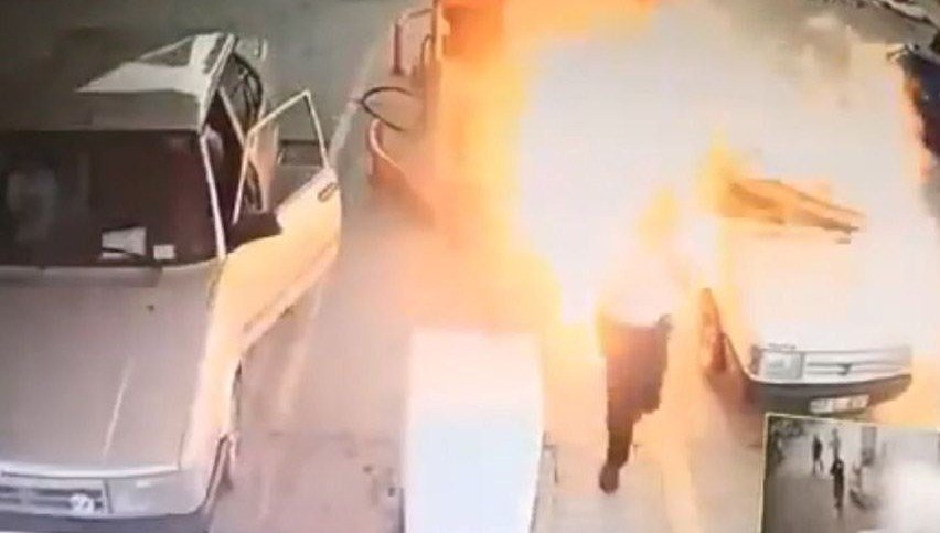 adana’da-lpg-dolumu-yapilan-otomobil-alev-aldi