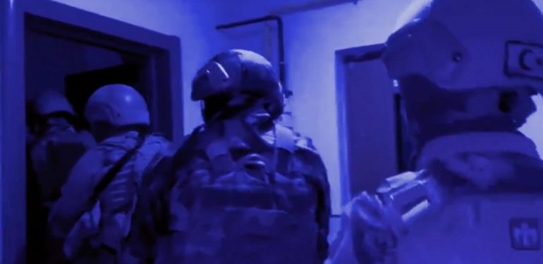 FETÖ’ye yönelik 12 ildeki “Kıskaç-3” operasyonlarında 38 şüpheli yakalandı