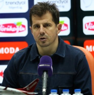 emre-belozoglu’dan-hakemlere-tepki:-biz-hic-bu-kadar-dokunulmaz-olmadik