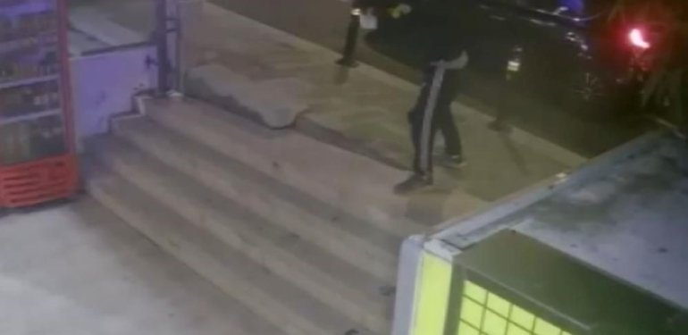 İstanbul’da tekel bayisine otomatik silahlı saldırı