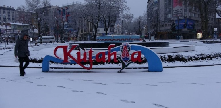 Kütahya beyaza büründü