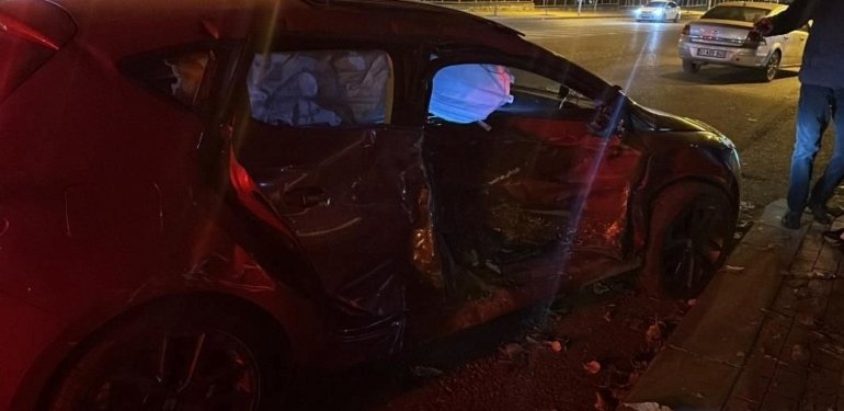 Siverek’te zincirleme trafik kazası: 2 yaralı