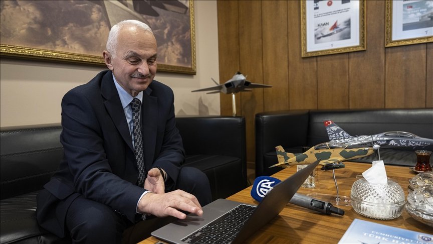 tusas-genel-muduru-temel-kotil,-“yilin-kareleri”nde-oyunu-“anneye-bakis”a-kullandi