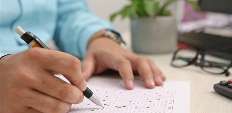 Anadolu Üniversitesi Açıköğretim Sistemi’ne yılda 300 bin öğrenci kayıt yaptırıyor