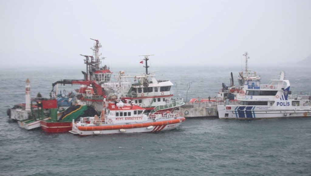 canakkale-bogazi-gemi-trafigine-acildi