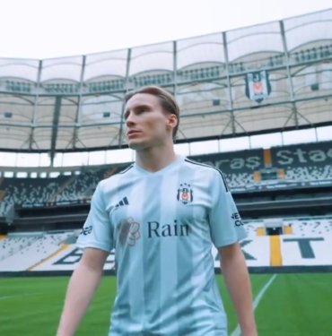besiktas-jonas-svensson-transferini-duyurdu