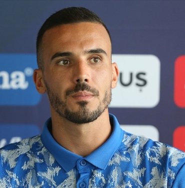 trabzonspor,-kourbelis’i-fatih-karagumruk’e-kiraladigini-duyurdu