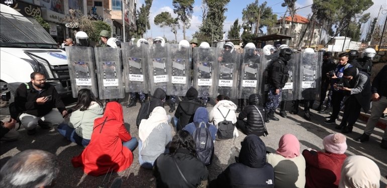İşgal altındaki Batı Şeria’da ABD Dışişleri Bakanı’nın ziyareti protesto edildi