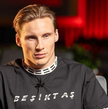 besiktas’in-yeni-transferi-jonas-svensson-konustu:-besiktas-dunyada-taninan-bir-kulup