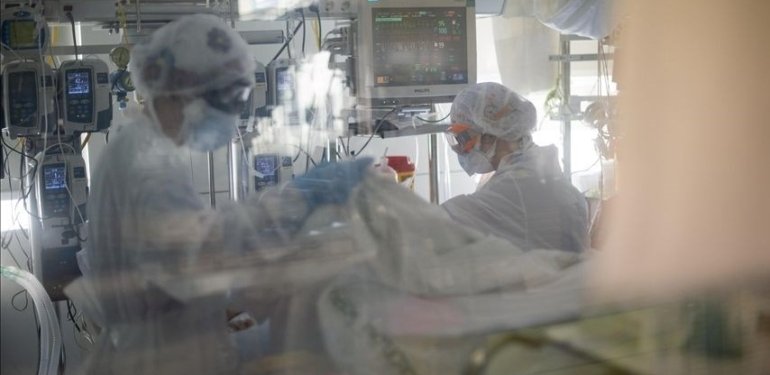 İspanya’da maskeye dönüş: Hastanelerde maske takma zorunluluğu getirildi