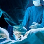 turk-doktorlardan-dunyada-ilk:-2-santimetreden-4-operasyon