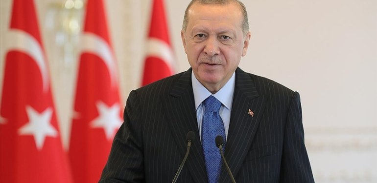 Cumhurbaşkanı Erdoğan’dan Milli Uzay Programı paylaşımı