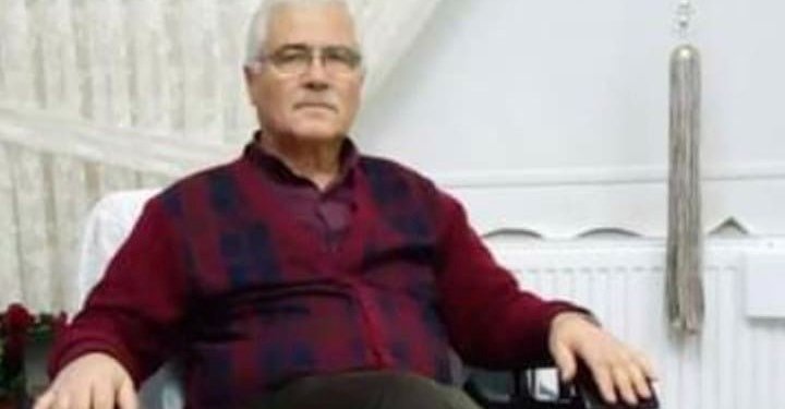 Kestiği ağacın altında kalarak öldü