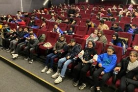 sanliurfa-buyuksehir-belediyesi-500-bin-ogrenciye-film-izletti