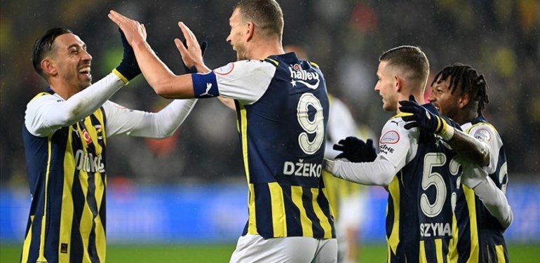 Fenerbahçe, Konyaspor’u farklı yendi