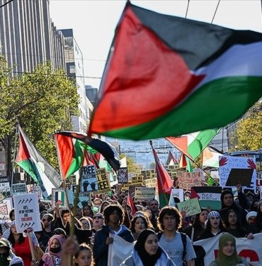 israil’e-acilan-soykirim-davasinda,-guney-afrika’ya-destek-icin-300-binden-fazla-imza-toplandi