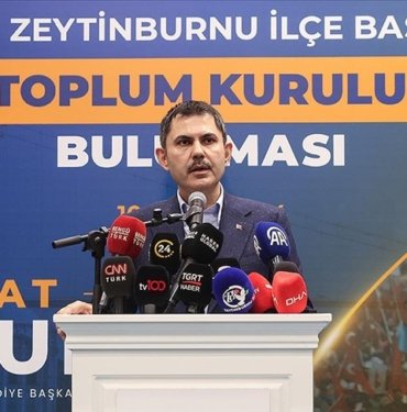 ibb-baskan-adayi-kurum,-stk-temsilcileri-ve-muhtarlarla-bir-araya-geldi