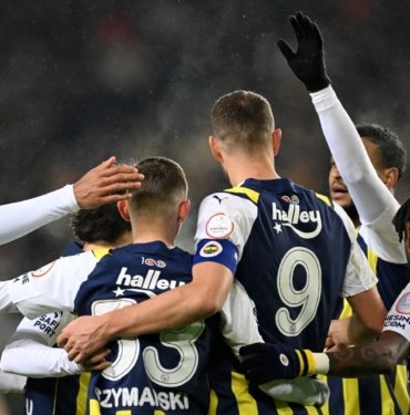 kadikoy’de-futbol-resitali:-fenerbahce-7-golle-kazandi