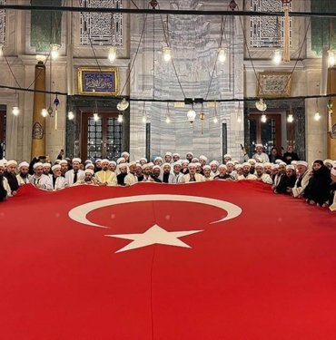 din-gorevlileri-fatih-camisi’nde-“birlik-ve-huzur”-icin-bulustu