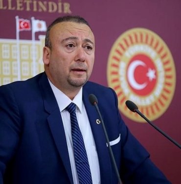 chp-usak-belediye-baskan-adayi-ozkan-yalim-kimdir?