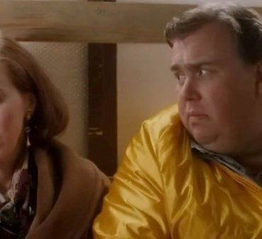 john-candy-evde-tek-basina’dan-sadece-414-dolar-kazanmis