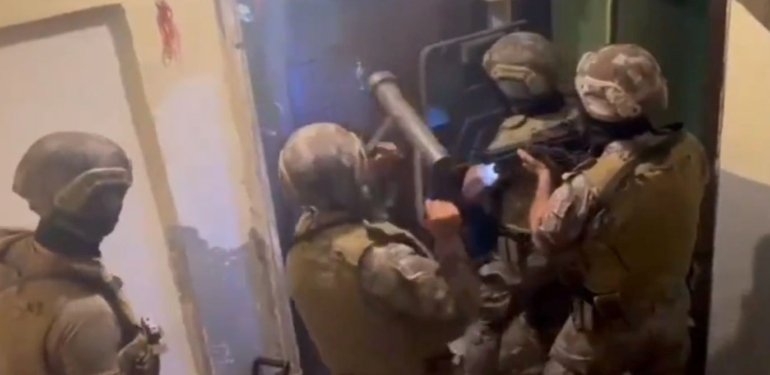 6 ülkenin kırmızı bültenle aradığı 10 zanlı İstanbul’da yakalandı