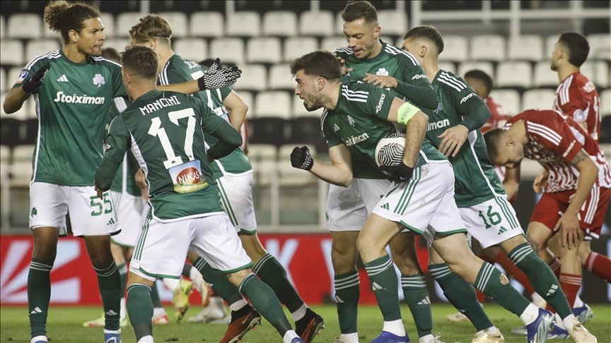 fatih-terim’in-calistirdigi-panathinaikos,-kupada-olympiakos-ile-berabere-kaldi