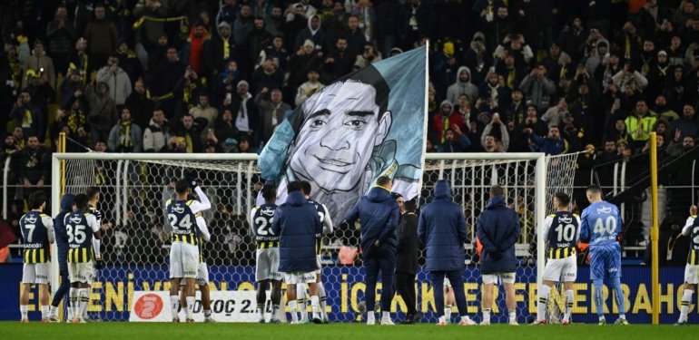 “Fenerbahçe gol oldu yağdı” (11 Ocak 2024 spor manşetleri)